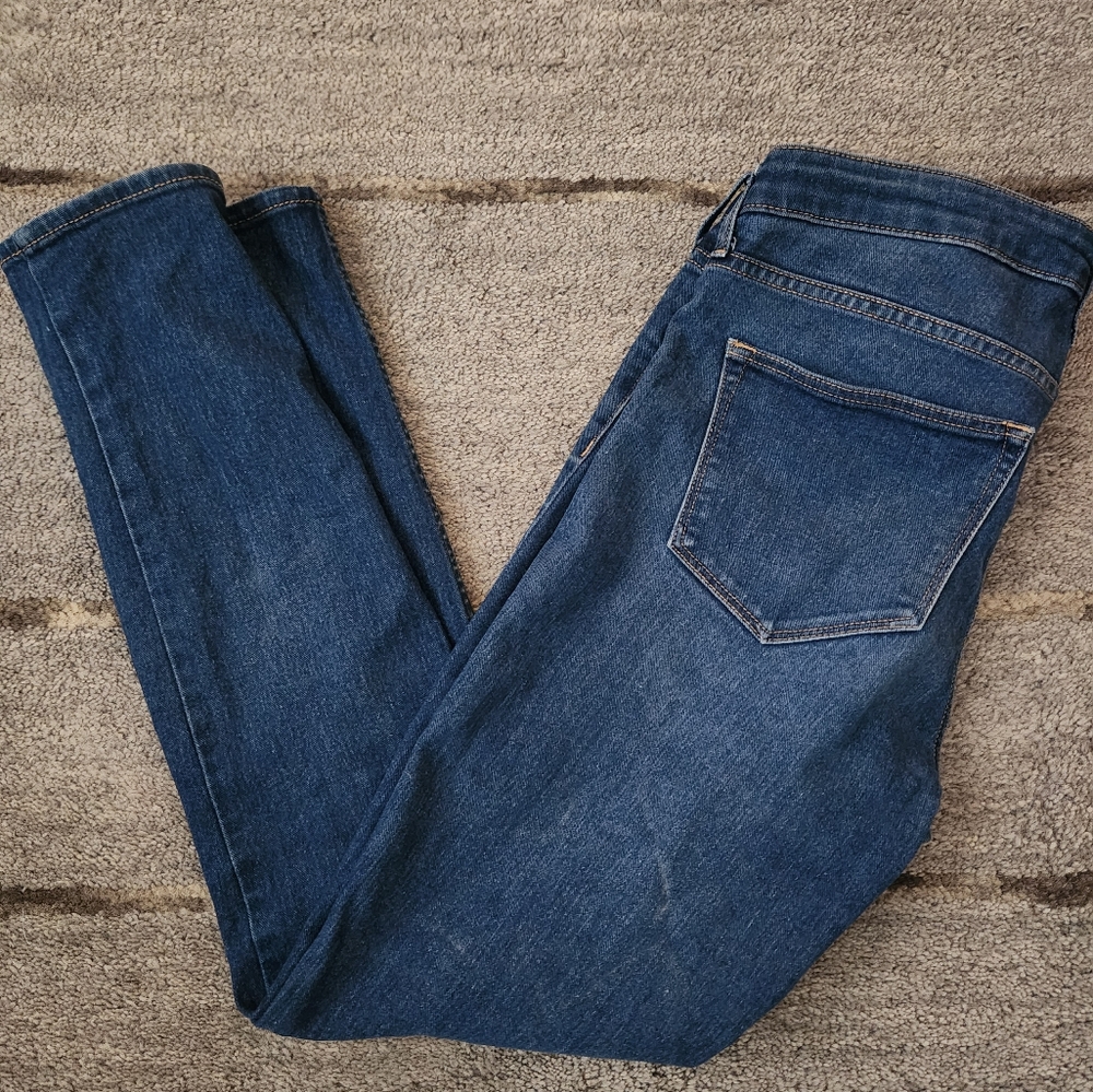 Dark skinny jeans